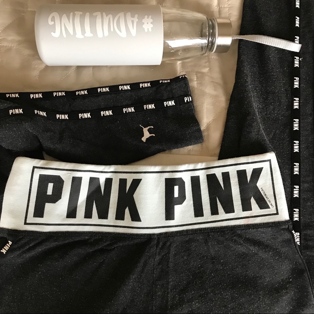 Victoria’s Secret Pink leggings. Size XS.